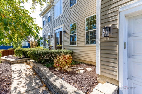 Tiny photo for 416 Ptarmigan Place, Lindenhurst, IL 60046 (MLS # 12797829)