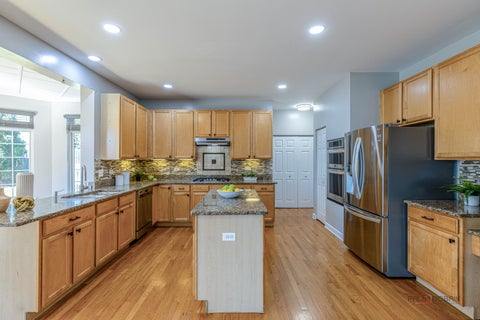 Tiny photo for 416 Ptarmigan Place, Lindenhurst, IL 60046 (MLS # 12797829)