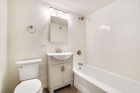 Tiny photo for 5050 S East End Avenue #7A, Chicago, IL 60615 (MLS # 12561827)