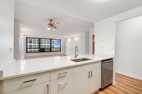 Tiny photo for 5050 S East End Avenue #7A, Chicago, IL 60615 (MLS # 12561827)