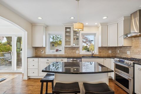 Tiny photo for 1734 N 78th Avenue, Elmwood Park, IL 60707 (MLS # 12518467)