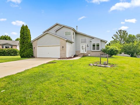 Photo of 5301 Whisper Meadow Court, Plainfield, IL 60586 (MLS # 12655521)