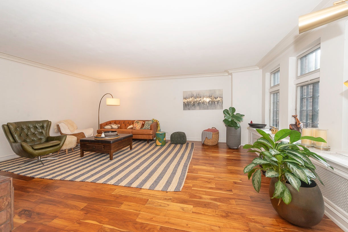 415 W Aldine Avenue 4C