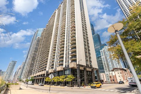 Photo of 400 E RANDOLPH Street #1604, Chicago, IL 60601 (MLS # 12481207)
