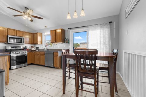 Tiny photo for 853 Wynstone Way, Rockton, IL 61072 (MLS # 12491277)