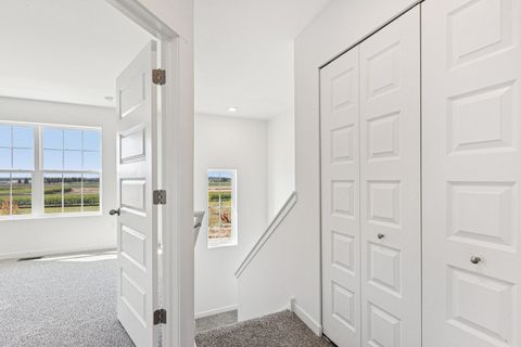 Tiny photo for 1395 Oakfield Lane, Pingree Grove, IL 60140 (MLS # 12600719)