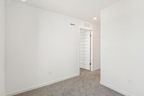 Tiny photo for 1395 Oakfield Lane, Pingree Grove, IL 60140 (MLS # 12600719)