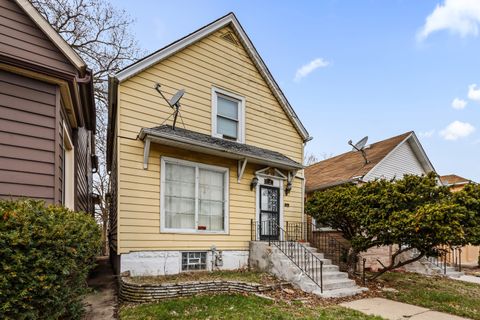 Tiny photo for 7526 S Merrill Avenue, Chicago, IL 60649 (MLS # 12333036)