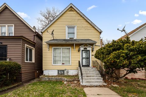 Photo of 7526 S Merrill Avenue, Chicago, IL 60649 (MLS # 12333036)