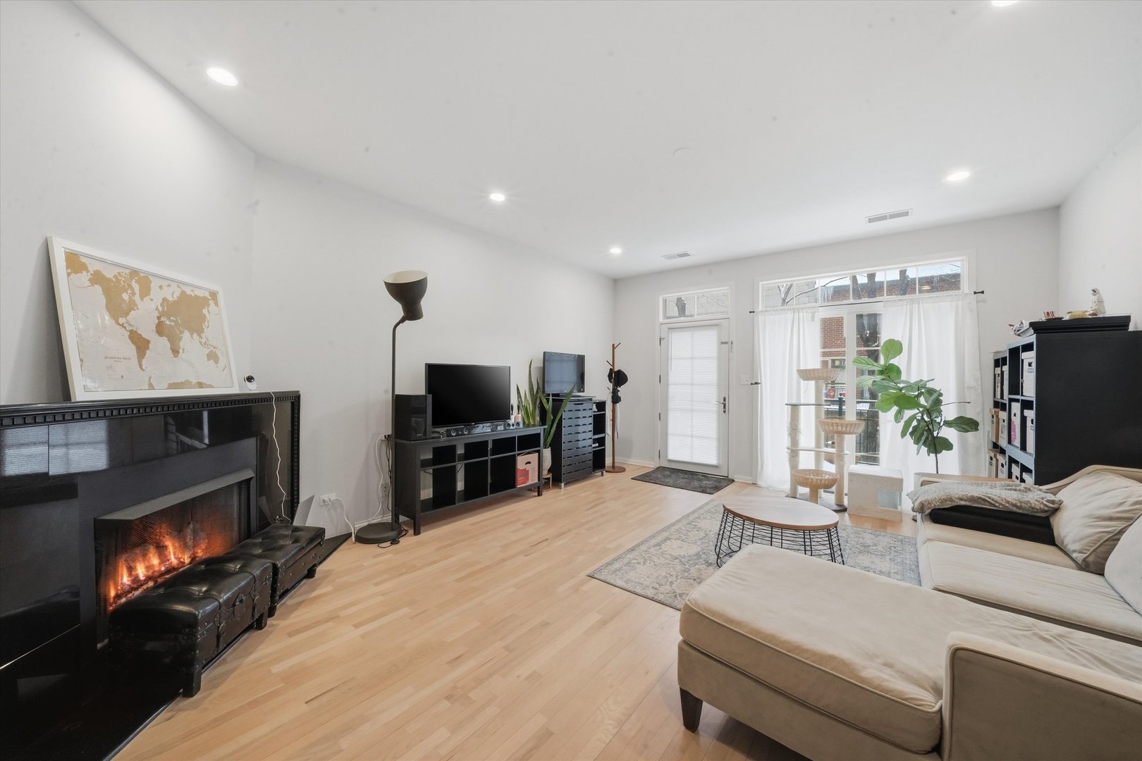 1812 S State Street 27