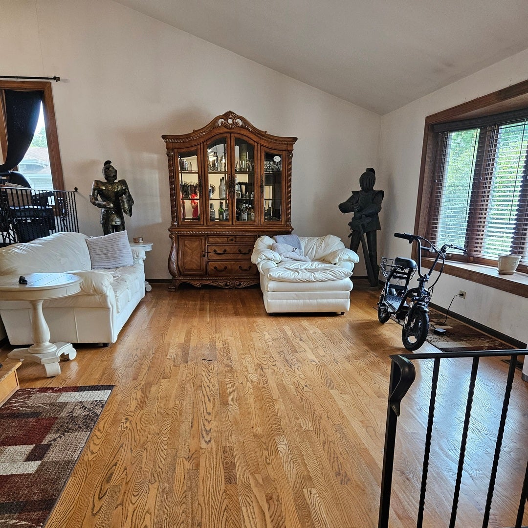 9157 S 83rd Court