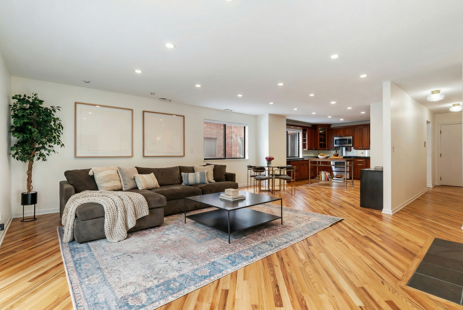 1651 N Dayton Street 203