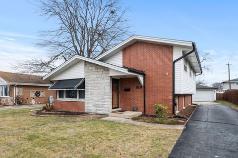 A home in Oak Lawn