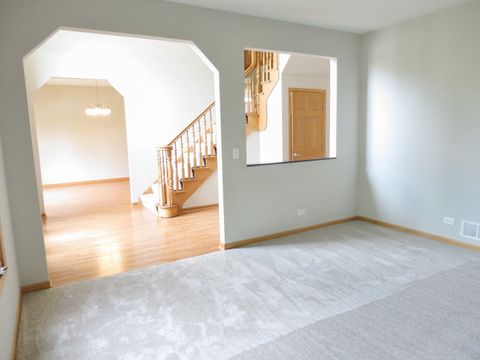 Tiny photo for 358 Mayo Lane, Bloomingdale, IL 60108 (MLS # 12473335)