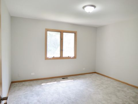 Tiny photo for 358 Mayo Lane, Bloomingdale, IL 60108 (MLS # 12473335)