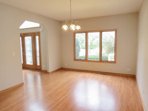 Tiny photo for 358 Mayo Lane, Bloomingdale, IL 60108 (MLS # 12473335)
