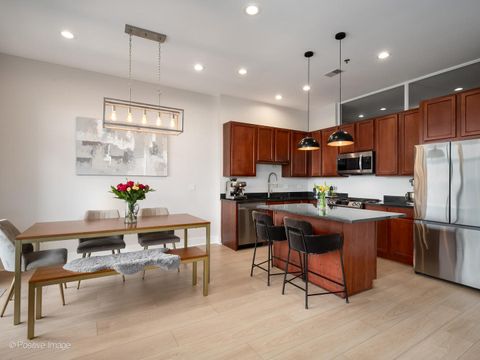 Tiny photo for 2915 N Clybourn Avenue #410, Chicago, IL 60618 (MLS # 12585830)