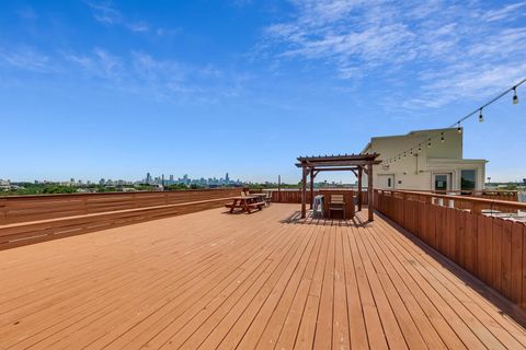 Tiny photo for 2915 N Clybourn Avenue #410, Chicago, IL 60618 (MLS # 12585830)