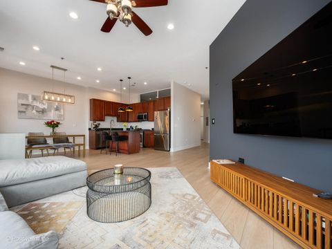 Tiny photo for 2915 N Clybourn Avenue #410, Chicago, IL 60618 (MLS # 12585830)