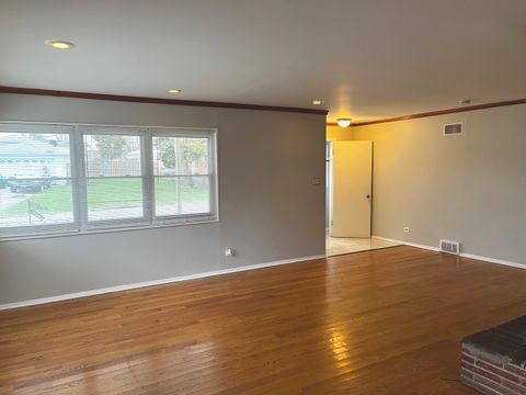 Tiny photo for 17410 EMERSON Avenue, Hazel Crest, IL 60429 (MLS # 12487487)