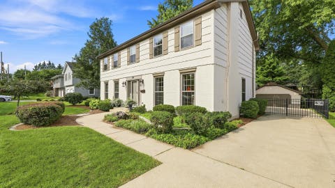 Tiny photo for 184 Spring Avenue, Glen Ellyn, IL 60137 (MLS # 12713972)