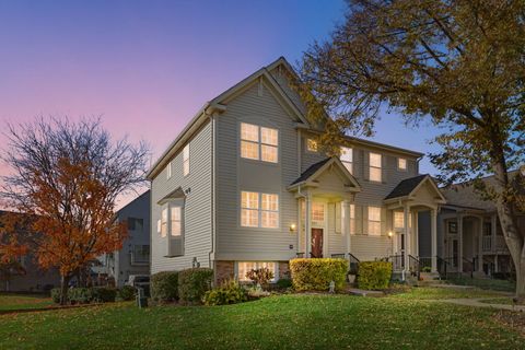 1086 Manchester Circle Grayslake IL 60030