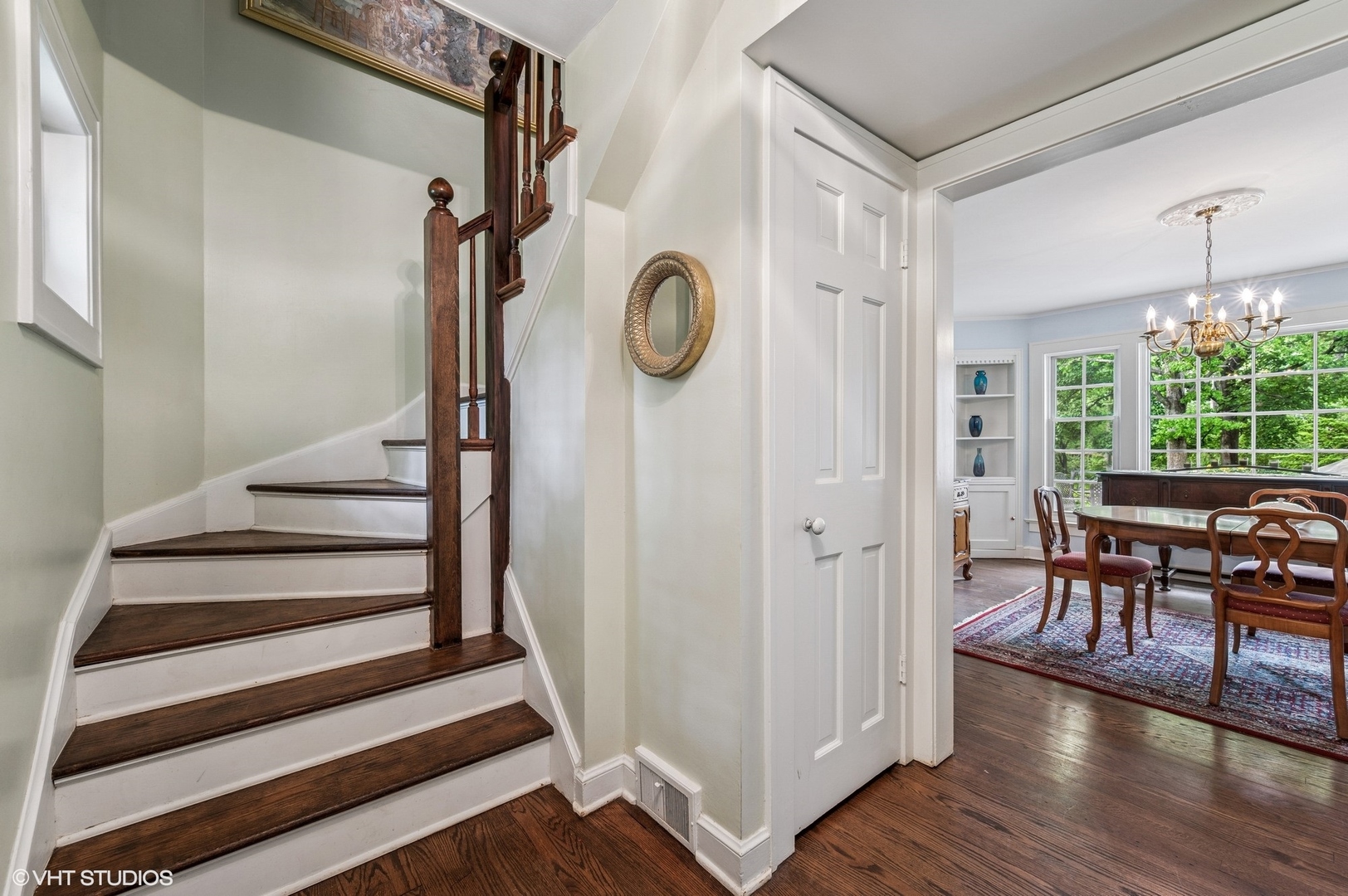 800 Longwood Drive
