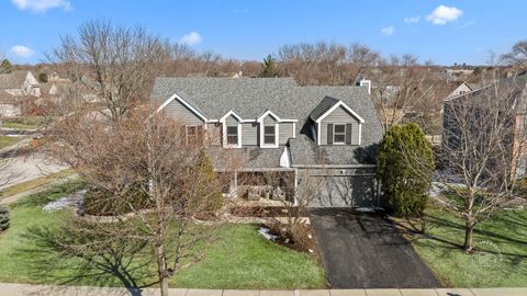 Tiny photo for 225 N Canterbury Road, Aurora, IL 60506 (MLS # 12593692)