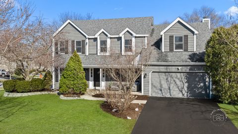 Tiny photo for 225 N Canterbury Road, Aurora, IL 60506 (MLS # 12593692)