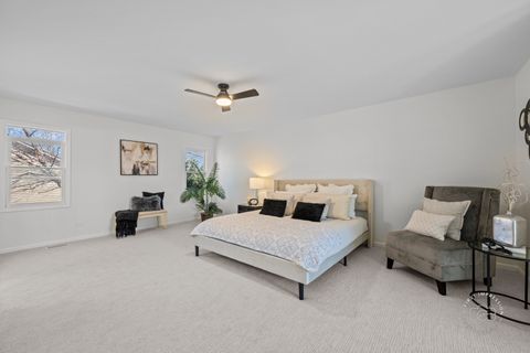 Tiny photo for 225 N Canterbury Road, Aurora, IL 60506 (MLS # 12593692)