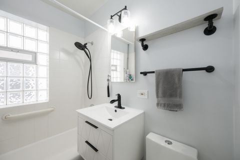 Tiny photo for 5049 N OAK PARK Avenue, Chicago, IL 60656 (MLS # 12597333)