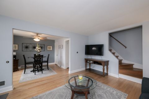 Tiny photo for 5049 N OAK PARK Avenue, Chicago, IL 60656 (MLS # 12597333)
