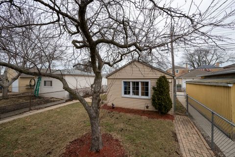 Tiny photo for 5049 N OAK PARK Avenue, Chicago, IL 60656 (MLS # 12597333)