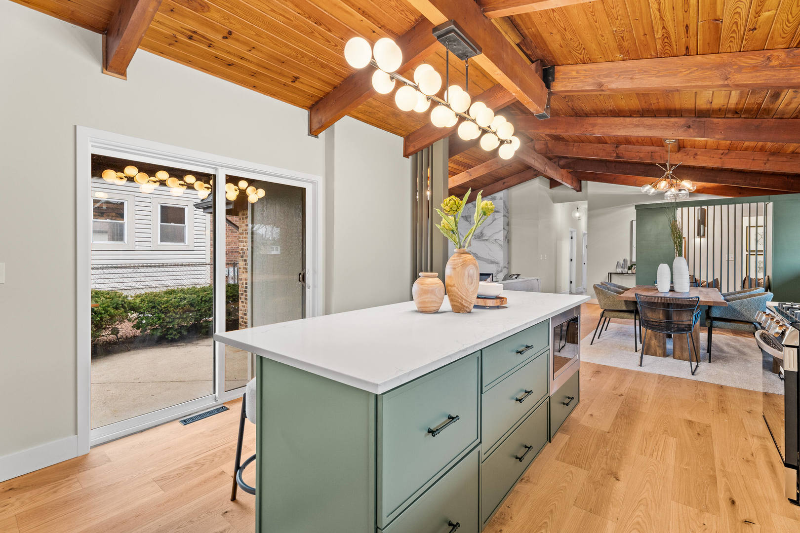 461 W Grantley Avenue