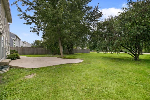Tiny photo for 18153 W Banbury Drive, Gurnee, IL 60031 (MLS # 12757470)
