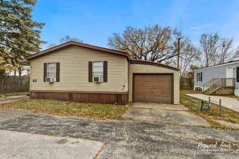 Tiny photo for 1425 N. Arthur Burch N Arthur Burch Dr Drive, Bourbonnais, IL 60914 (MLS # 12522846)