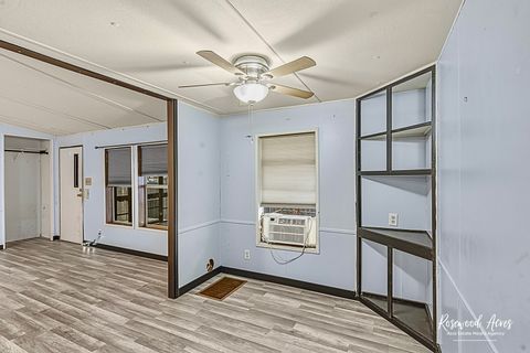 Tiny photo for 1425 N. Arthur Burch N Arthur Burch Dr Drive, Bourbonnais, IL 60914 (MLS # 12522846)