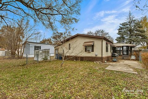 Tiny photo for 1425 N. Arthur Burch N Arthur Burch Dr Drive, Bourbonnais, IL 60914 (MLS # 12522846)