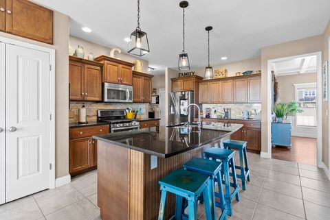 Tiny photo for 1520 Stoneroller Circle, Bloomington, IL 61705 (MLS # 12307356)