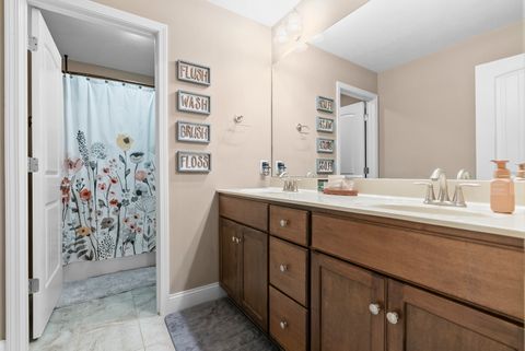 Tiny photo for 1520 Stoneroller Circle, Bloomington, IL 61705 (MLS # 12307356)