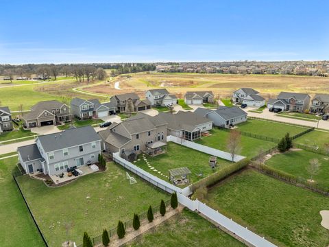 Tiny photo for 1520 Stoneroller Circle, Bloomington, IL 61705 (MLS # 12307356)