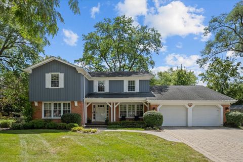 Photo of 2705 Cherry Lane, Northbrook, IL 60062 (MLS # 12626422)