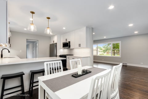 Tiny photo for 725 Hull Avenue, Westchester, IL 60154 (MLS # 12768510)