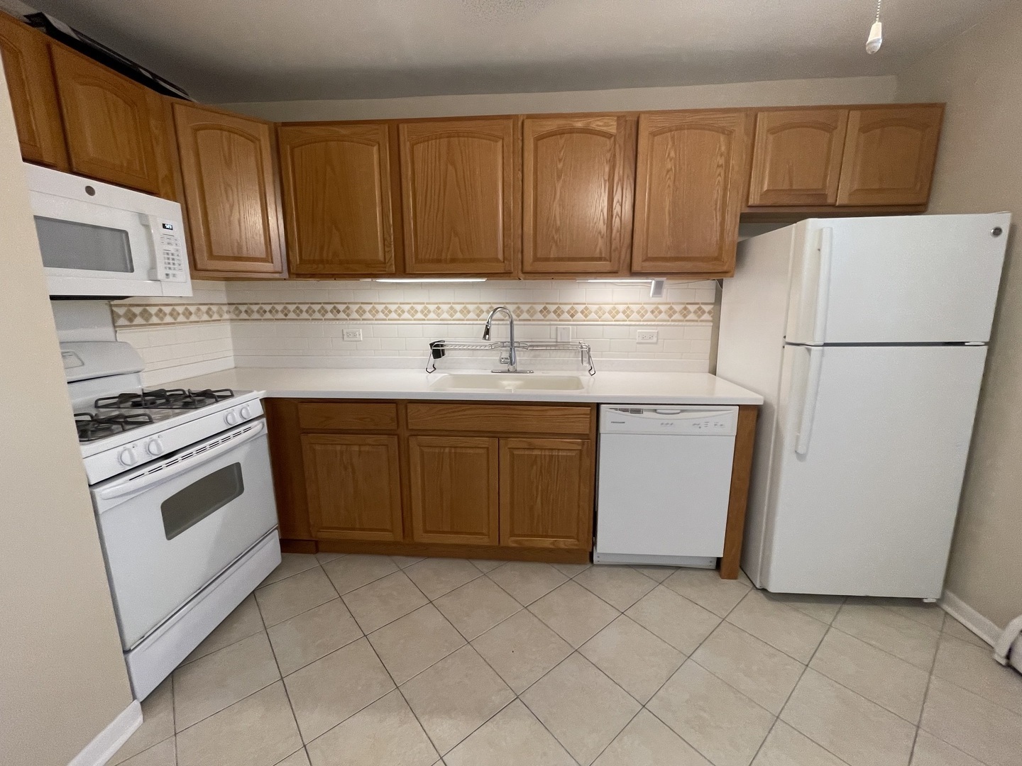 118 Boardwalk Street 2E