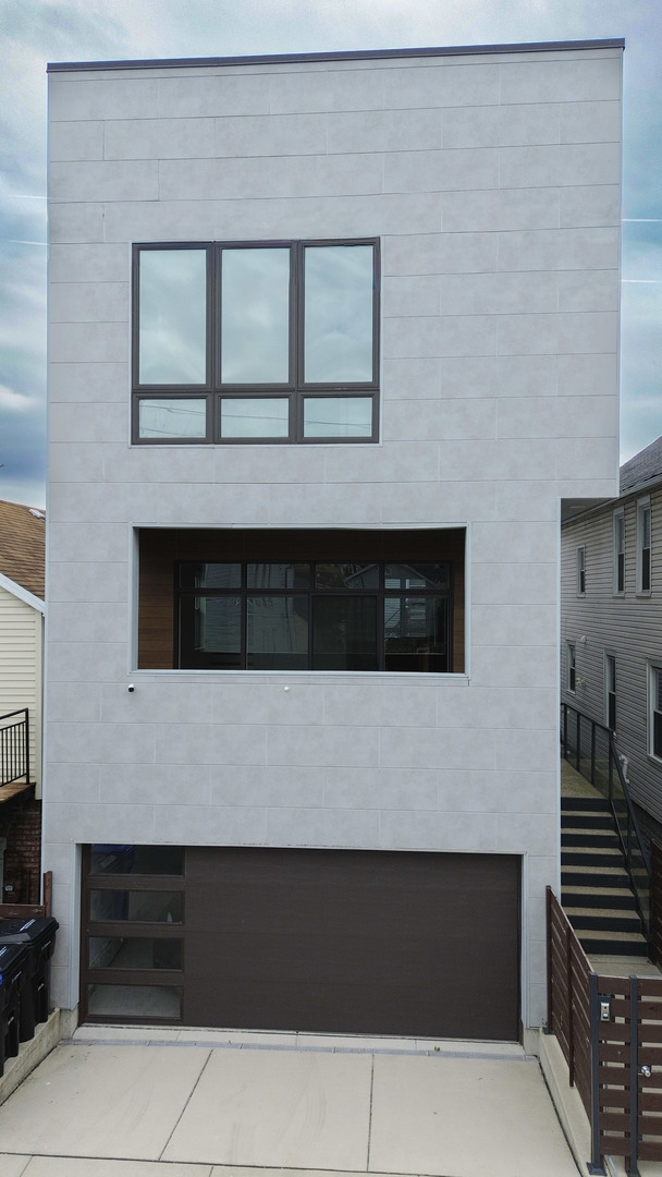 1920 S Shelby Court