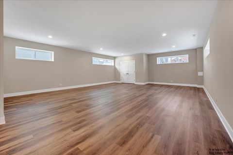 Tiny photo for 7715 W Balmoral Avenue, Chicago, IL 60656 (MLS # 12529397)