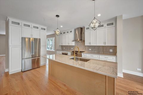 Tiny photo for 7715 W Balmoral Avenue, Chicago, IL 60656 (MLS # 12529397)