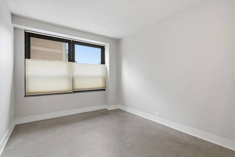 Tiny photo for 5050 S East End Avenue #1E, Chicago, IL 60615 (MLS # 12725289)