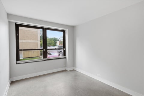 Tiny photo for 5050 S East End Avenue #1E, Chicago, IL 60615 (MLS # 12725289)