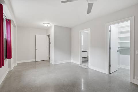 Tiny photo for 5050 S East End Avenue #1E, Chicago, IL 60615 (MLS # 12725289)